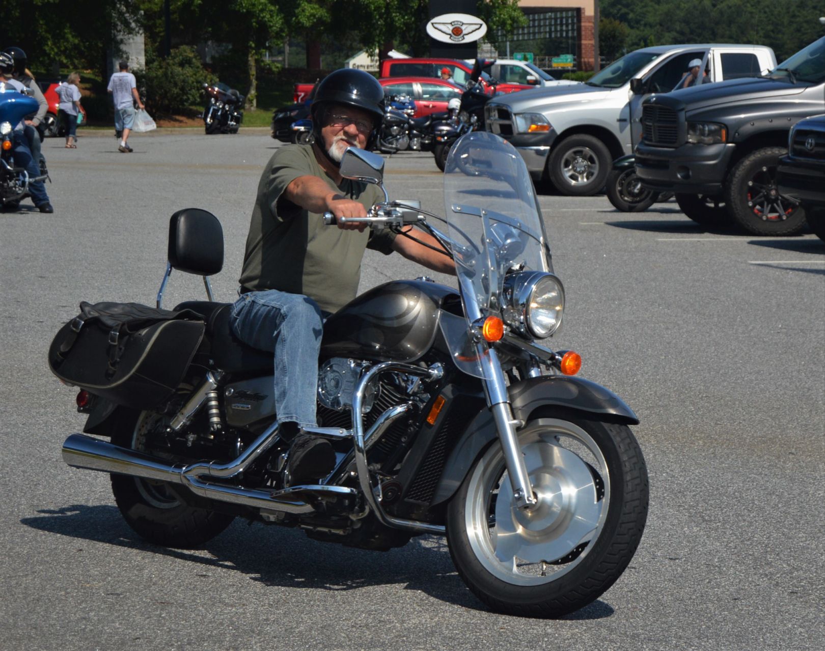 Memorial ride (23).JPG